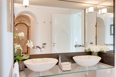 Luxury Villa Photo #33