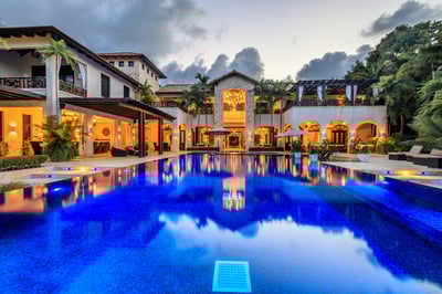 Luxury Villa Photo #6