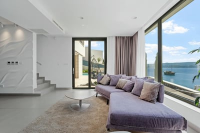 Luxury Villa Photo #27