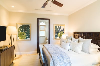 Luxury Villa Photo #4