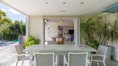 Kitchen & Dining Area