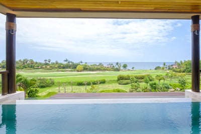 Luxury Villa Photo #2