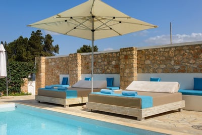Luxury Villa Photo #7