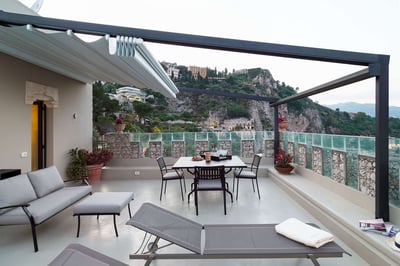 Luxury Villa Photo #6