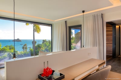 Luxury Villa Photo #26