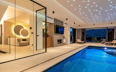 Luxury Villa Photo #9