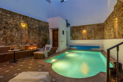 Luxury Villa Photo #4