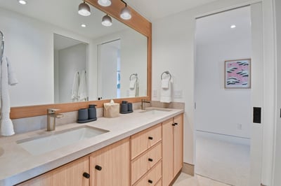 Luxury Villa Photo #28