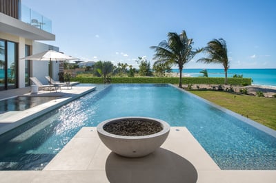 Luxury Villa Photo #15