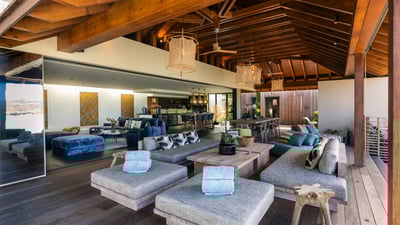 Luxury Villa Photo #19