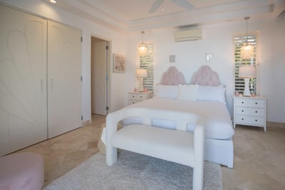 Luxury Villa Photo #61