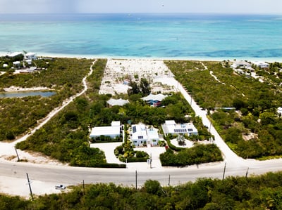 Luxury Villa Photo #28