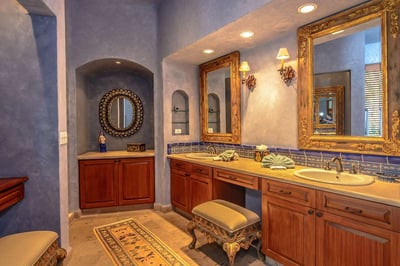 Luxury Villa Photo #21