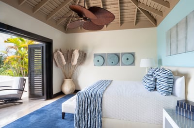 Luxury Villa Photo #11