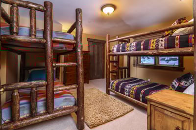 Bunkroom on lower level sleeps 4