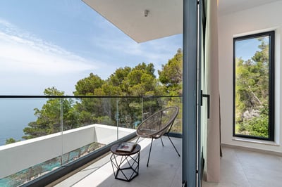 Luxury Villa Photo #40