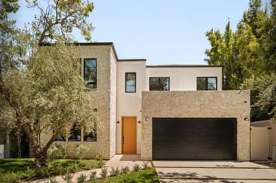 Luxury Villa Photo #3