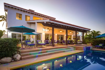 Luxury Villa Photo #3