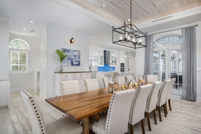 Luxury Villa Photo #25
