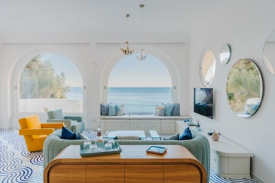Luxury Villa Photo #17