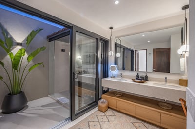 Luxury Villa Photo #75
