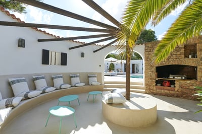 Luxury Villa Photo #8