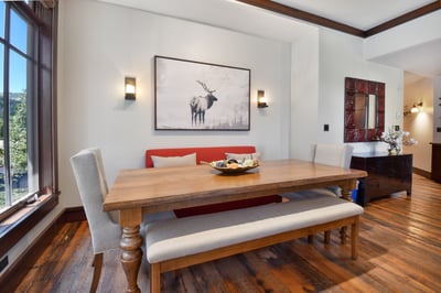 Luxury Villa Photo #6
