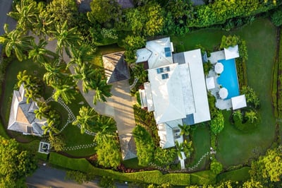 Luxury Villa Photo #4