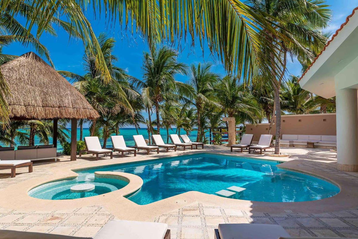 Sombras Del Viento | Soliman Bay, Riviera Maya | Rental Escapes