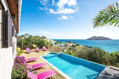 Luxury Villa Photo #2