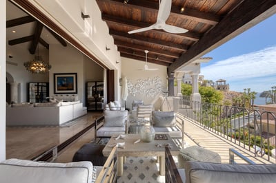 Luxury Villa Photo #28