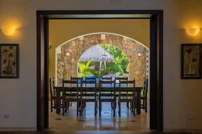 Luxury Villa Photo #15