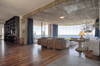 Luxury Villa Photo #16