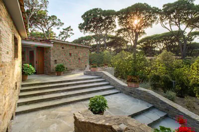 Luxury Villa Photo #18