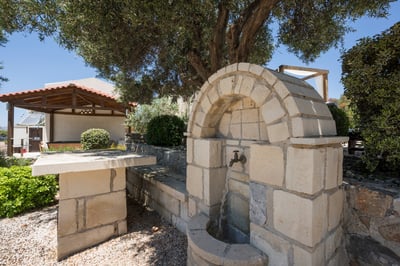 Luxury Villa Photo #33