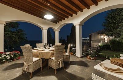 Luxury Villa Photo #9