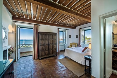 Luxury Villa Photo #22