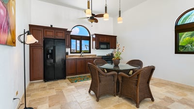 Luxury Villa Photo #40