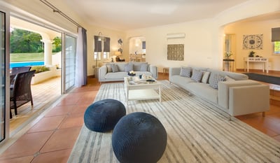 Luxury Villa Photo #11