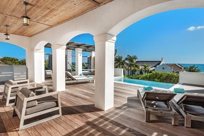 Luxury Villa Photo #4