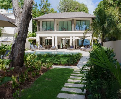 Luxury Villa Photo #2