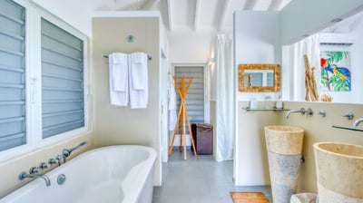 Luxury Villa Photo #43
