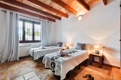 Luxury Villa Photo #31