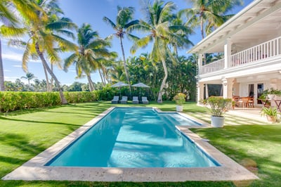 Luxury Villa Photo #9