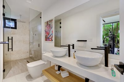 Luxury Villa Photo #58