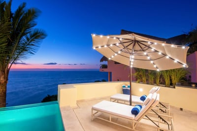 Luxury Villa Photo #9