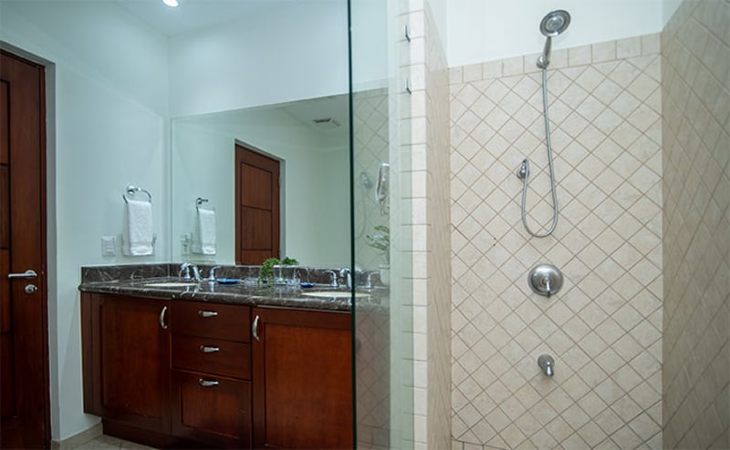 Vista Las Palmas 12C