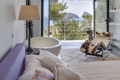 Luxury Villa Photo #20