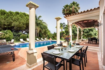 Luxury Villa Photo #9