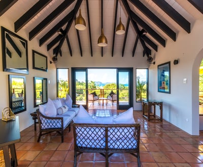 Luxury Villa Photo #10